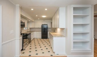 119 Smith Dr, Ballwin, MO 63011