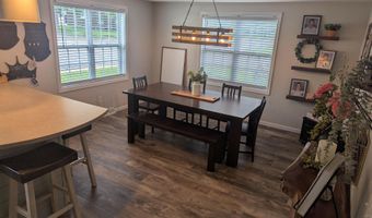 664 Columbia St, Berne, IN 46711