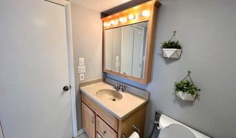 2111 WISCONSIN Ave NW #420, Washington, DC 20007