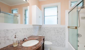 2238 Hoonanea St, Honolulu, HI 96822