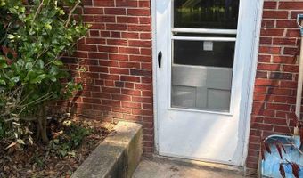 9702 SINGLETON Dr, Bethesda, MD 20817
