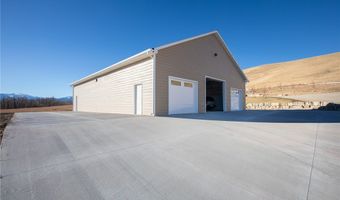 104 Running River Way, Absarokee, MT 59001