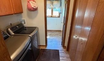 12867 E Pleasant Valley Dr, Aberdeen, SD 57401