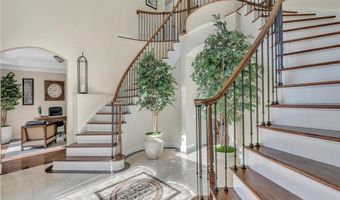 20 Red Brook Xing, Lincoln, RI 02865
