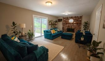 16 Hemlock Dr, Alloway, NJ 07462