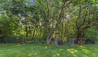 1437 Castle Mill Dr, Arnold, MO 63010