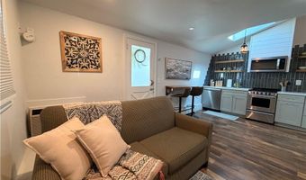 38 Hilltop Ave Cottage, Middletown, RI 02842