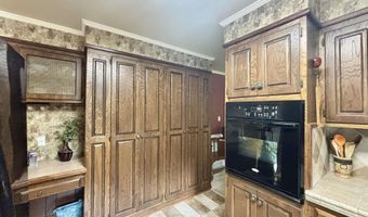 209 Country Club Rd, Bald Knob, AR 72010