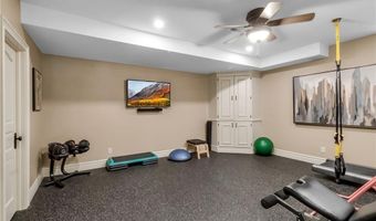 5007 Rockhaven Dr, Clarence, NY 14031