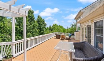 43878 CAMELLIA St, Ashburn, VA 20147