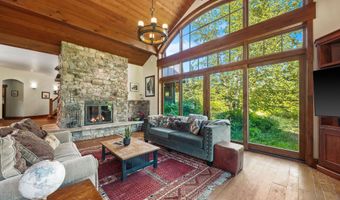 500 Wild Swan Trl, Bigfork, MT 59911