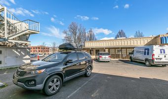 275 E Main St, Ashland, OR 97520