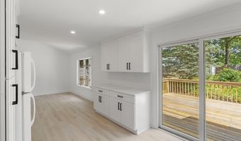 13 Grouse Dr, Bayville, NJ 08721