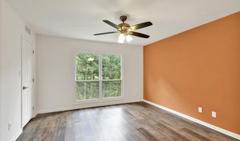 99 BURNING TREE Ln, Reading, PA 19607