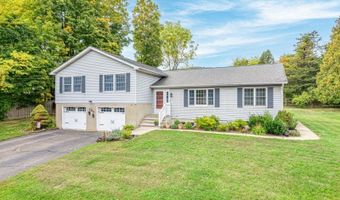3 Travel Rd, Alloway, NJ 07461