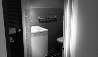 804 Main St, Belford, NJ 07718