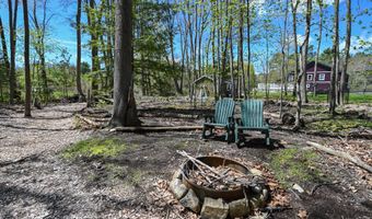 156 Congress St, Belfast, ME 04915