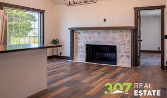 15 Cole Rd, Cody, WY 82414