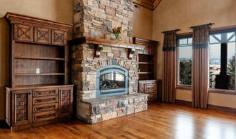 8 Funny Bird Ln, Buffalo, WY 82834