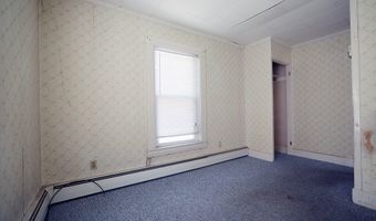 3 Grand St, Augusta, ME 04330