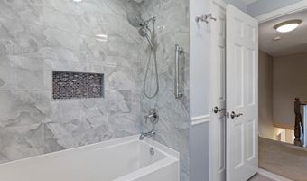 205 CLOVER Dr, Hockessin, DE 19707