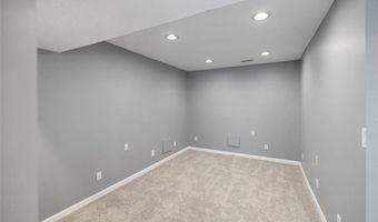 7872 142nd St W, Apple Valley, MN 55124