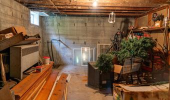 234 Log City Rd, Amsterdam, NY 12010