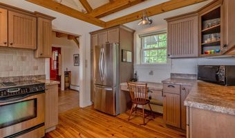 330 Spruce Dr, Andover, VT 05143