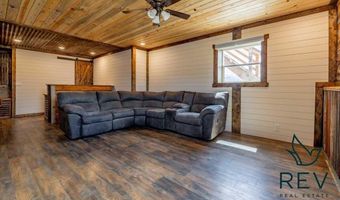 15 Arrowhead Dr, Cody, WY 82414