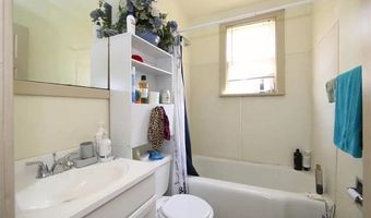 1238 Brown St, Alton, IL 62002