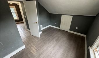 520 Ardella Ave, Akron, OH 44306