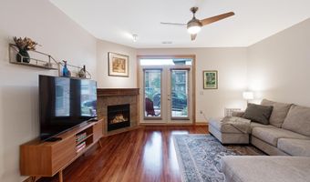 8253 Mayo Dr 103, Madison, WI 53719