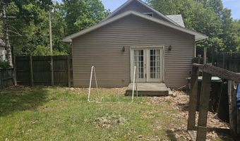 907 N Albion St, Albion, MI 49224