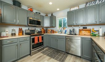 550 25th St SE, Altoona, IA 50009