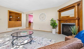 1214 E LINDBERGH St, Appleton, WI 54911