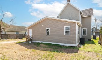 235 W 10 St, Laurel, DE 19956