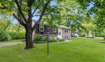 350 Essex Rd, North Kingstown, RI 02852