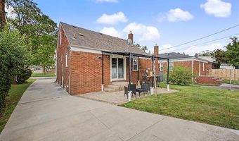 9952 Park Ave, Allen Park, MI 48101