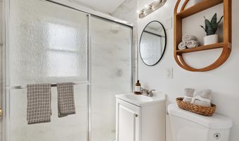 108 Cypress St D, Alameda, CA 94501