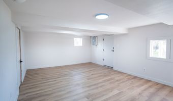 210 DORRIS St, Springfield, OR 97477