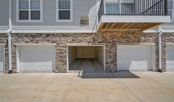 1427 34th Ave SW 213, Altoona, IA 50009