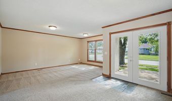 1118 NW Linden St, Ankeny, IA 50023