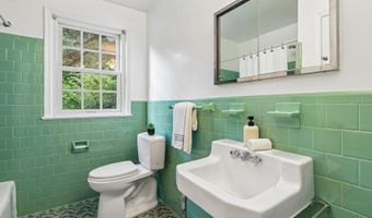 5601 KIRKWOOD Dr, Bethesda, MD 20816
