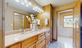 26255 Country Side Dr, Adel, IA 50003