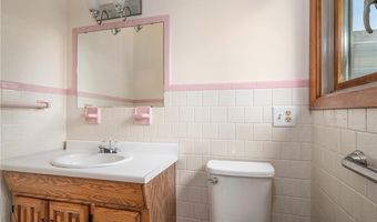 245 W Wrentham Rd, Cumberland, RI 02864