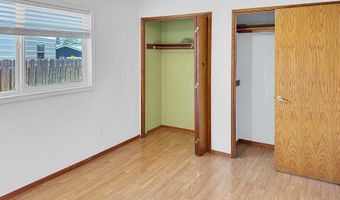 824 KEVIN Pl, Brookings, OR 97415