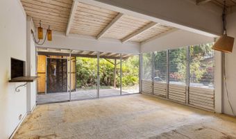 1104 Mokapu Blvd, Kailua, HI 96734