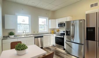 10 W Bates St, Auburn, ME 04210
