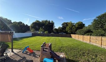 92 Irons Ave, Johnston, RI 02919