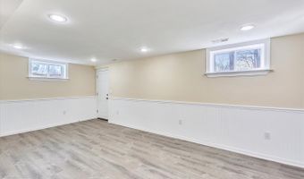 8908 GRANT St, Bethesda, MD 20817